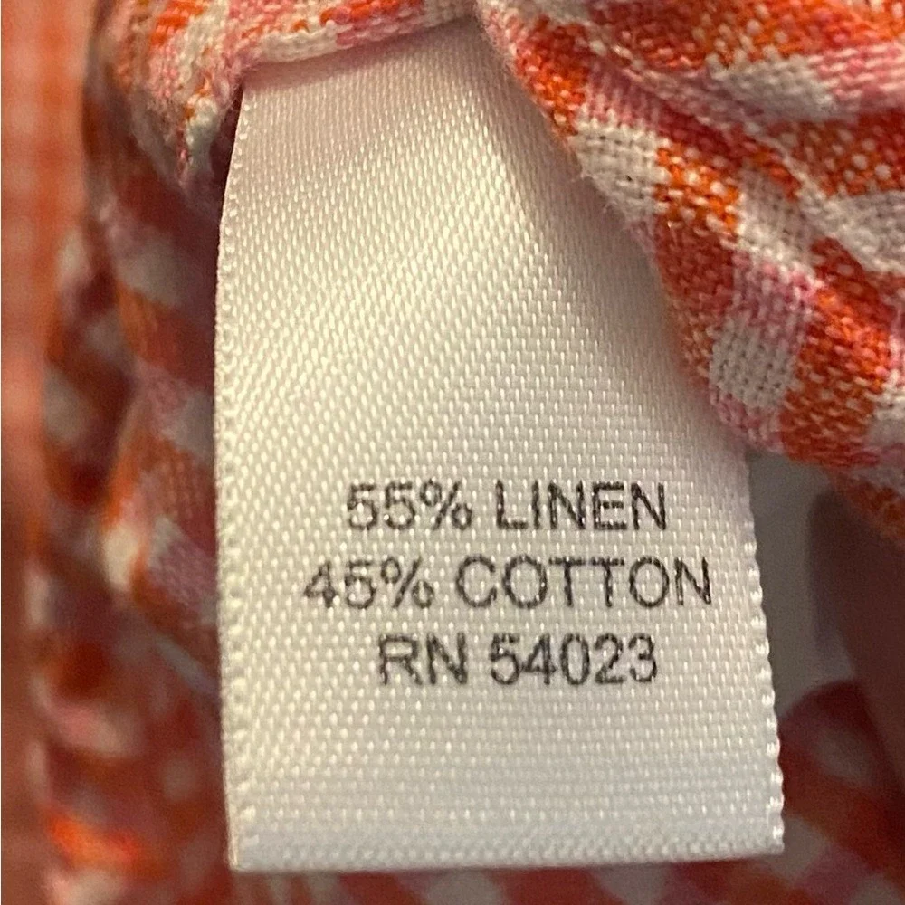 Banana Republic casual button